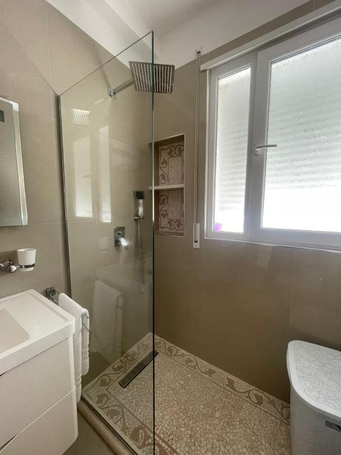 Kraal Apartments Vlorë Εξωτερικό φωτογραφία